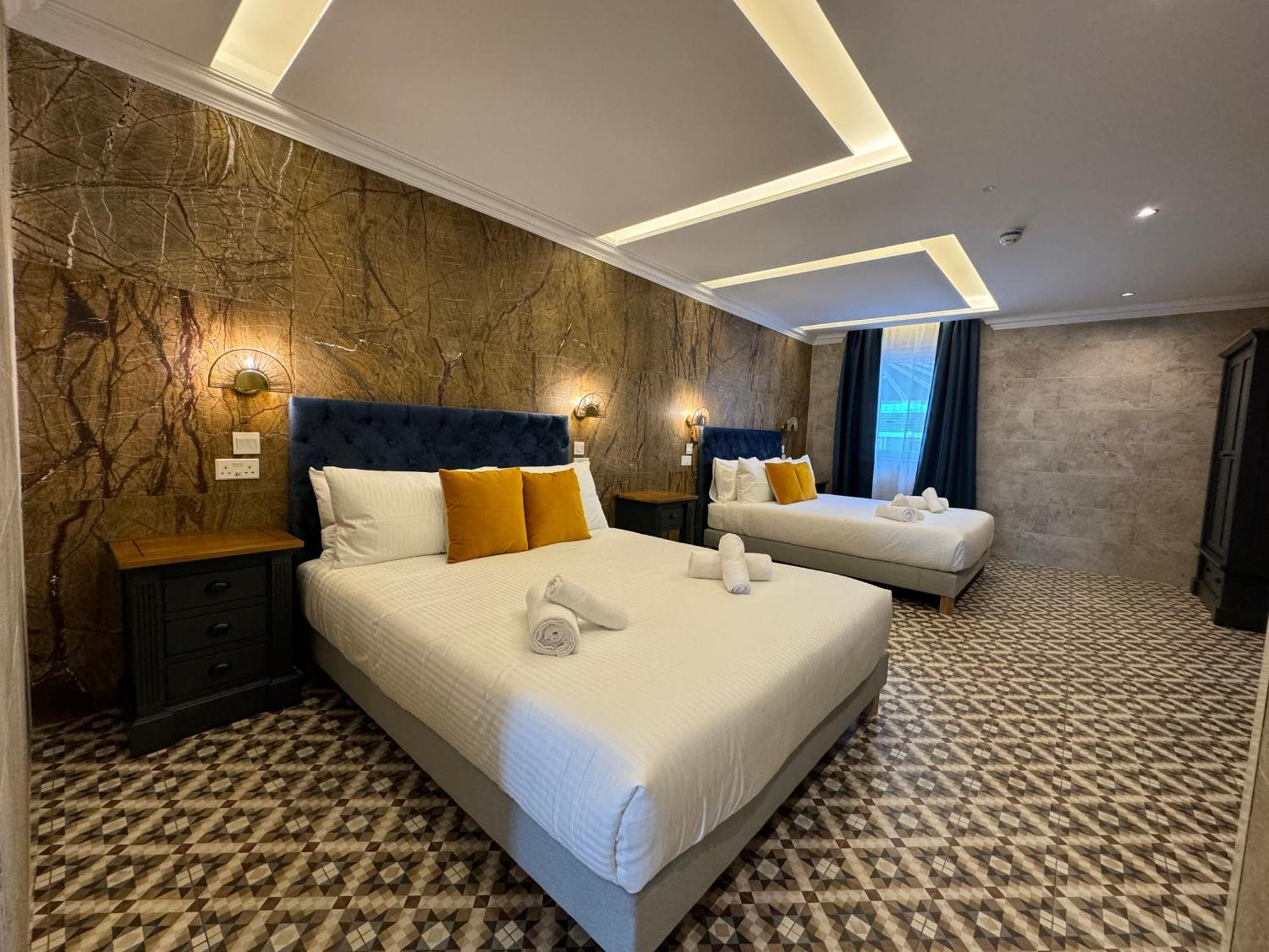 Balcony Hotel Saint Julian's Екстер'єр фото