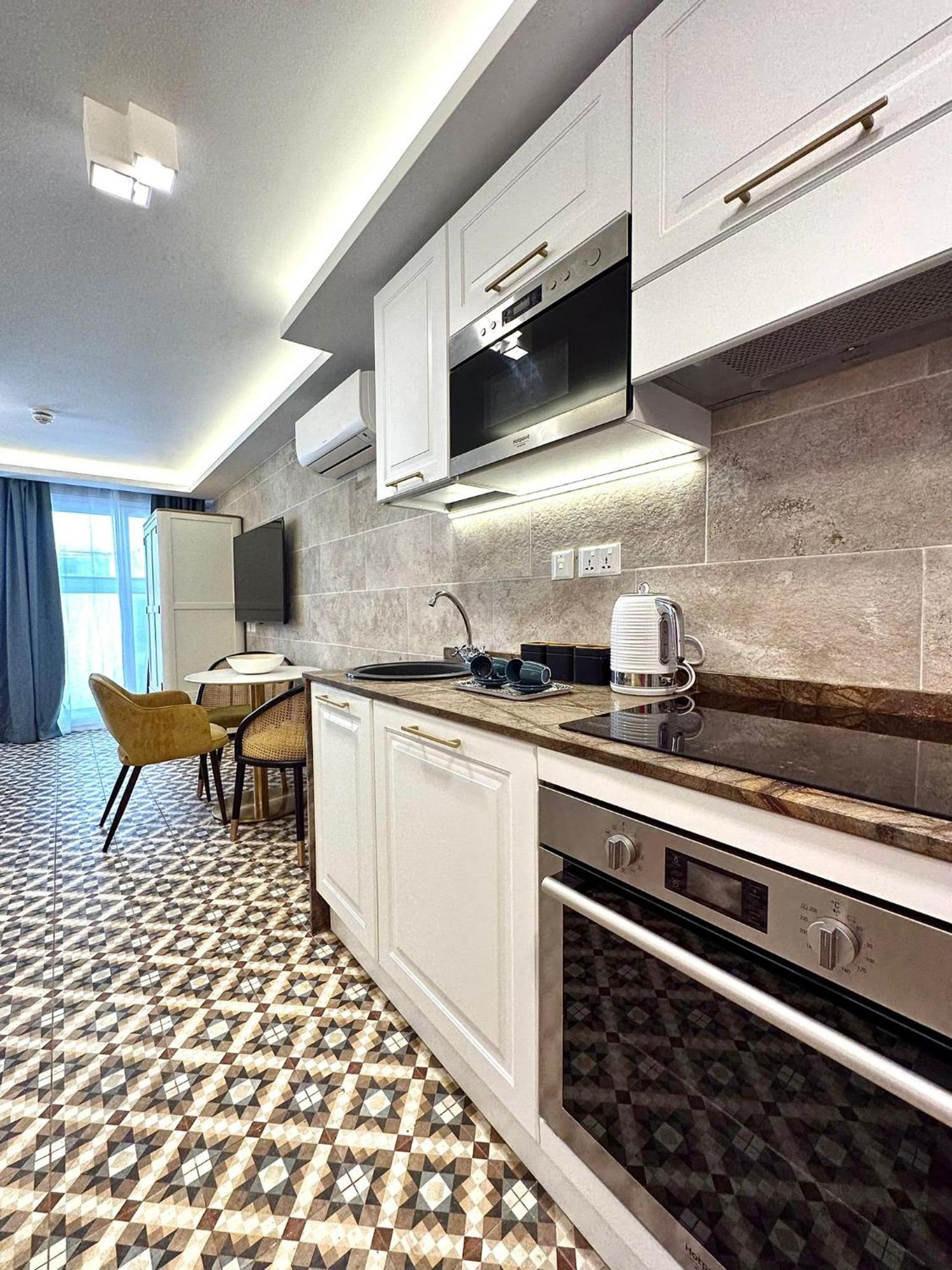 Balcony Hotel Saint Julian's Екстер'єр фото