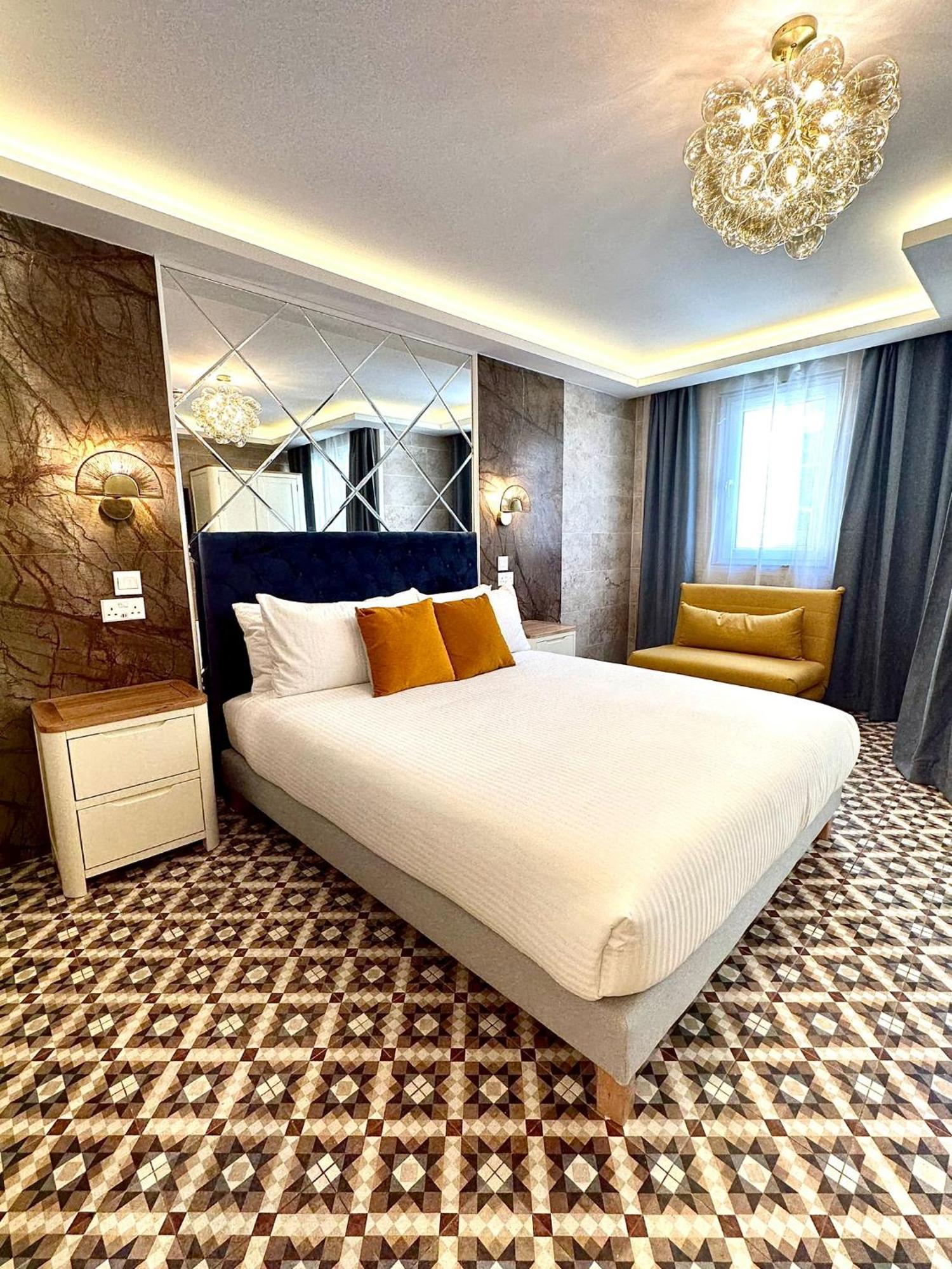 Balcony Hotel Saint Julian's Екстер'єр фото